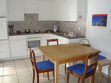Ferienwohnung in Saas im Prättigau - Küche - Essbereich
