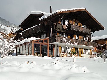 Ferienwohnung in Adelboden - Die Ferienwohnung befindet sich im Dachstock