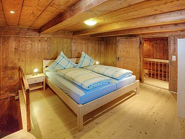 Ferienhaus in Breitnau - Schlafzimmer mit Doppelbett