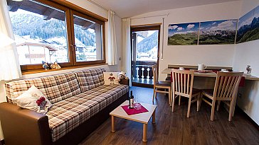 Ferienwohnung in Wolkenstein in Gröden - Apartment F1 + F2 - 5 Personen - 75m²