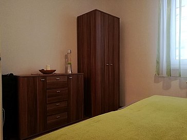 Ferienwohnung in Siófok - Schlafzimmer - Schrank