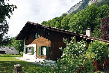 Ferienhaus in Klosters - Das Chalet im Sommer