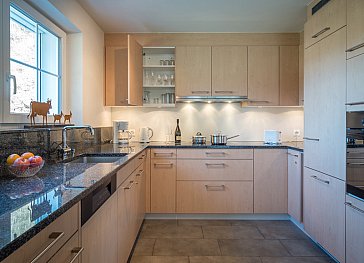 Ferienhaus in Klosters - Sehr gut ausgestatte Küche