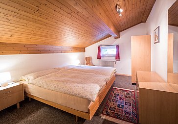 Ferienhaus in Klosters - Blick in die Schlafzimmer