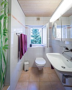 Ferienhaus in Klosters - Badezimmer