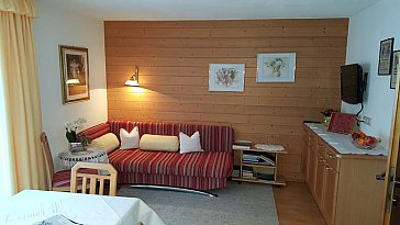 Ferienwohnung in Partenen - Sofa in der Wohnküche