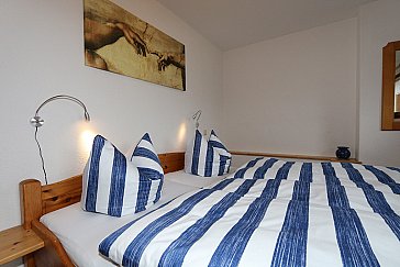 Ferienwohnung in Bernau im Schwarzwald - Schlafzimmer Wohnung 2