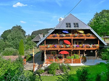 Ferienwohnung in Bernau im Schwarzwald - Unser Haus im Sommer