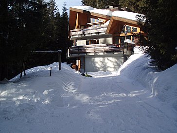 Ferienwohnung in Davos - Haus Aussen Winter