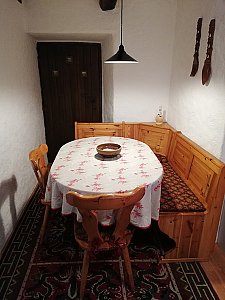 Ferienhaus in Aurigeno - Esstisch