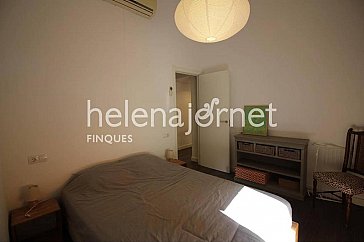 Ferienwohnung in Sant Feliu de Guíxols - Schlafzimmer, kl. Balkon und eigenes Bad