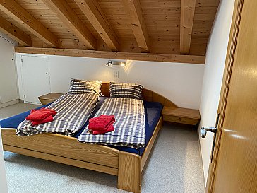 Ferienwohnung in Champfèr - Schlafzimmer