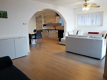 Ferienwohnung in Caviano - Wohnung