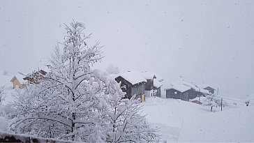 Ferienhaus in Camuns - Winter