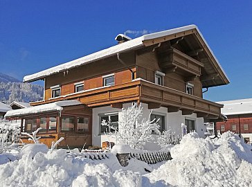 Ferienwohnung in Aschau - Das Haus im Winter