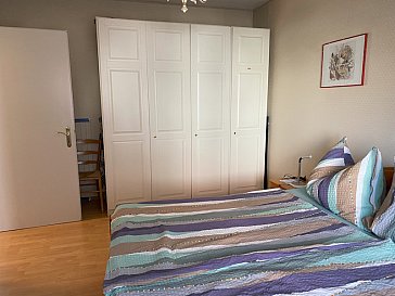 Ferienwohnung in Locarno - Schlafzimmer 1 Schrank