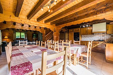 Ferienhaus in Châtel - Essbereich