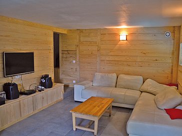 Ferienhaus in Châtel - Aufenthaltsbereich beim Pool